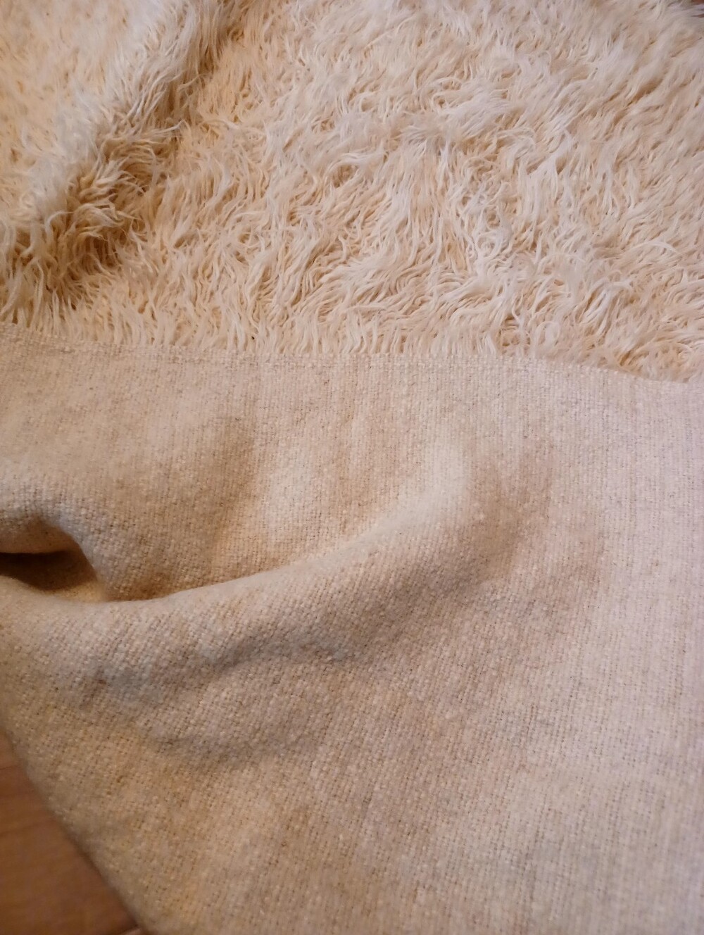 Shaggy Wool Area Rug - Picture 6 of 6